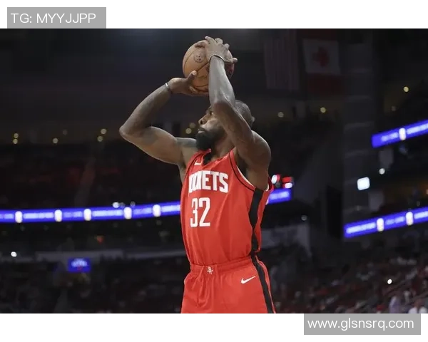 火箭队与国王队的NBA常规赛精彩对决回顾与分析